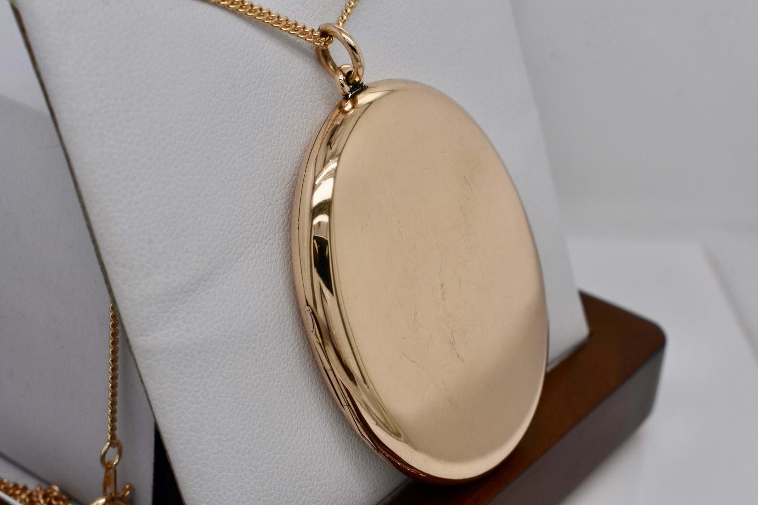 Large oval locket deals