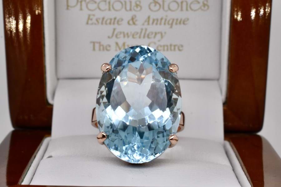 Handmade 9ct Rose Gold 32ct Oval Sky Blue Topaz Ring P