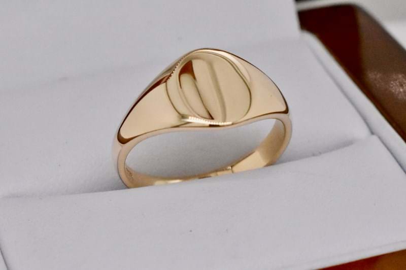 SOLD 9ct Gold Ladies Signet Ring