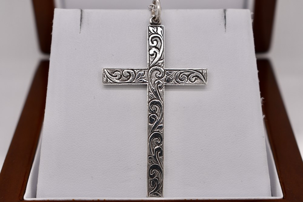 Vintage silver cross discount pendant