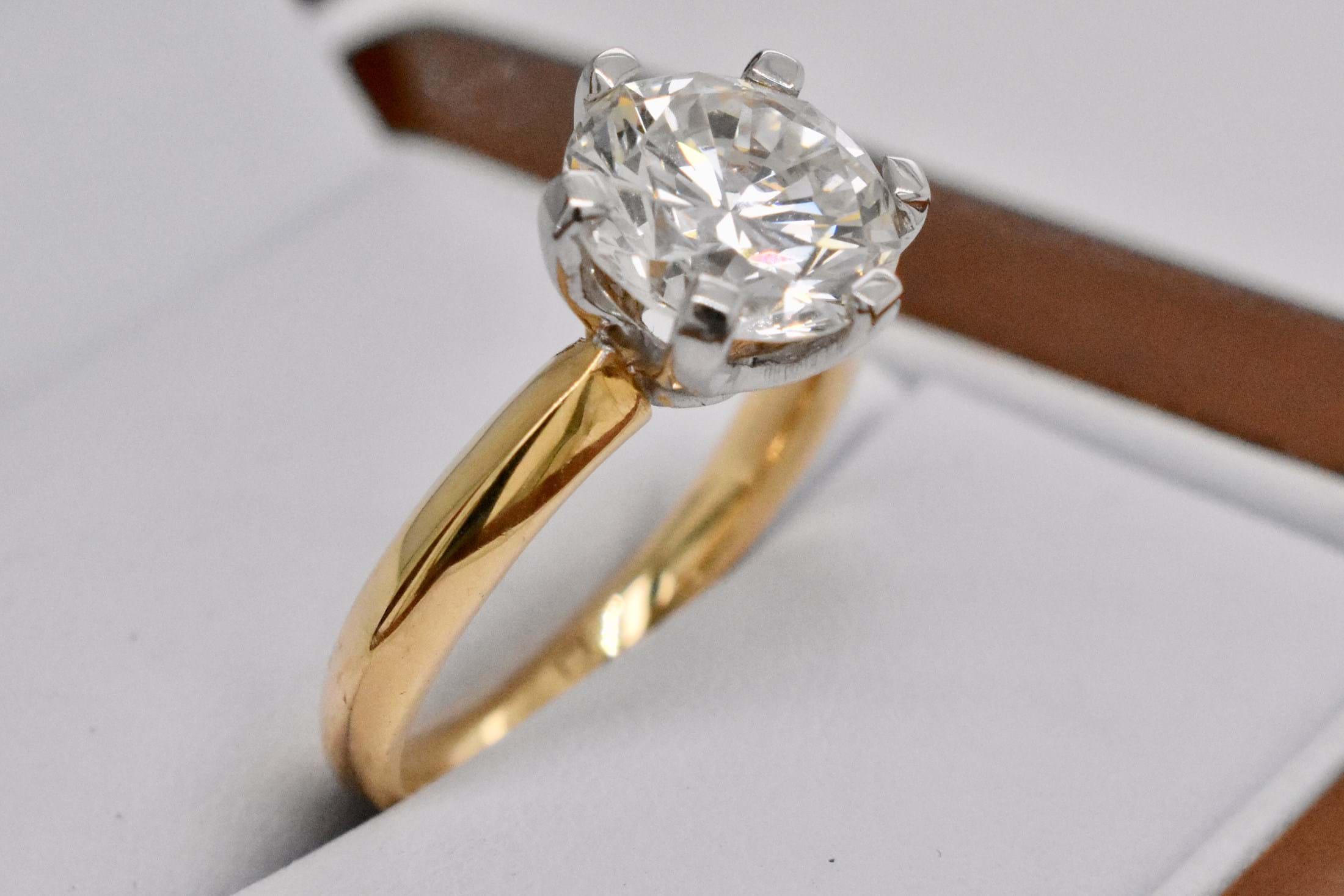 18ct 3CT Diamond Solitaire Ring!